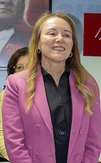 Nilüfer Çınarlı Mutlu